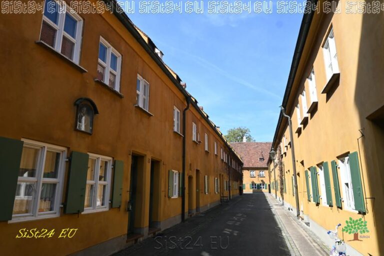 Fuggerei Augsburg: 88 €ent Miete und der Bunker, der 200 Leben rettete